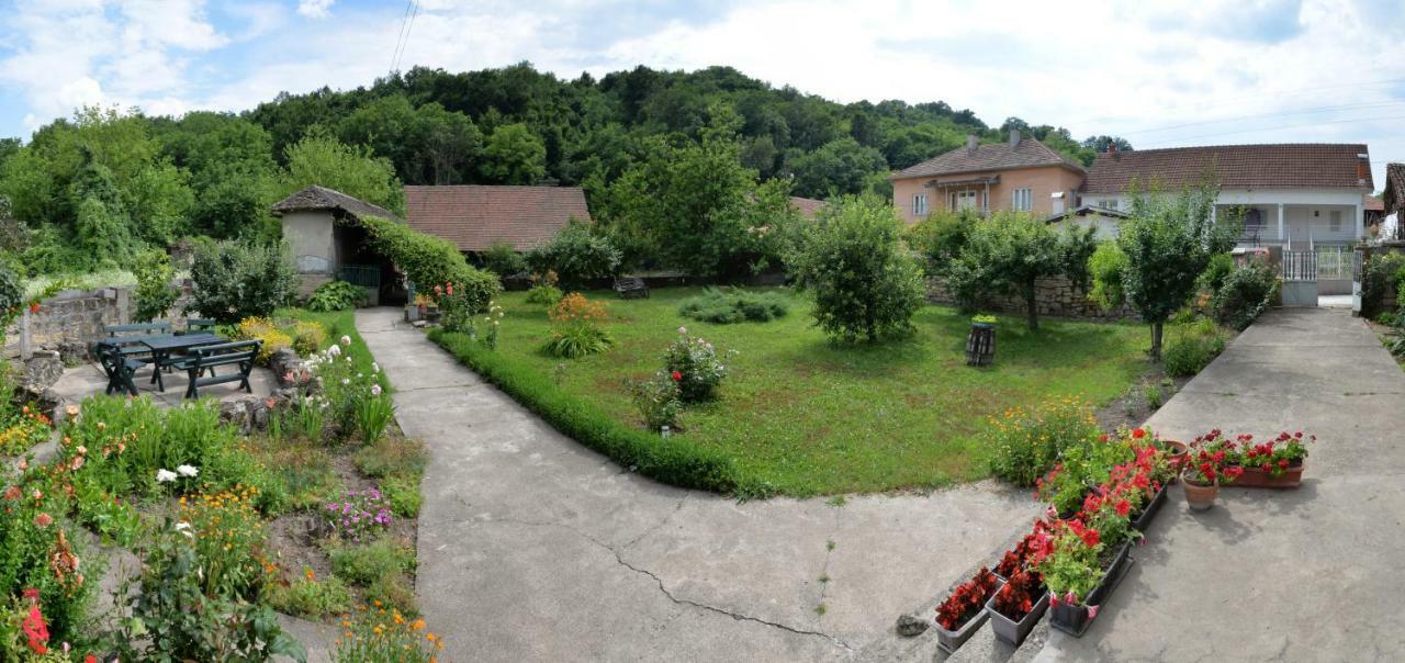 Country House Dunjin Konak Rogljevo Exterior photo