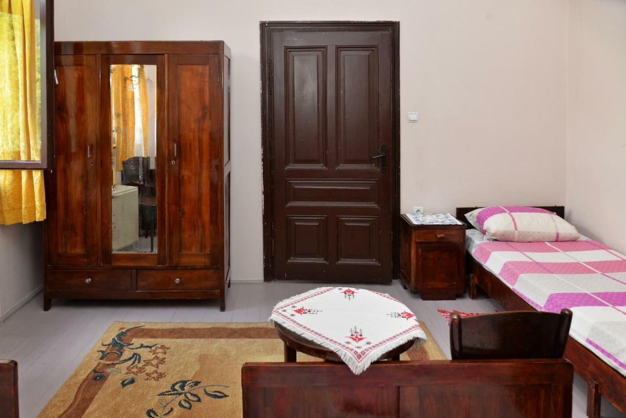 Country House Dunjin Konak Rogljevo Exterior photo