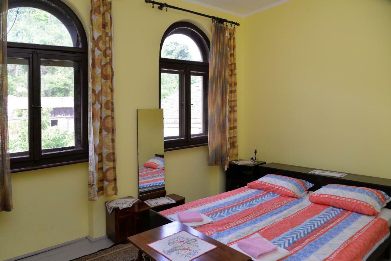 Country House Dunjin Konak Rogljevo Exterior photo